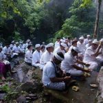 sembahyang di buleleng1