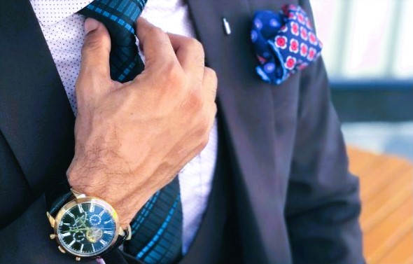 Simpel dan Maskulin, Inilah 5 Ide Outfit Pria untuk Acara Formal ...