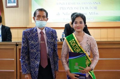 Kaji Pelatihan Yoga Diiringi Musik Seruling Bali, Nila Wahyuni Raih