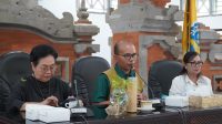 Rapat koordinasi terkait penyetopan pengiriman sampah organik ke TPA Suwung.