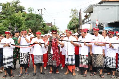 Bupati Sanjaya resmikan Jalan Desa Tista di Kecamatan Kerambitan