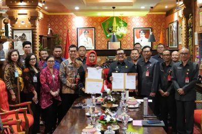 Penandatanganan nota kesepakatan antara Pemkab Tabanan dan Kemenkum Bali