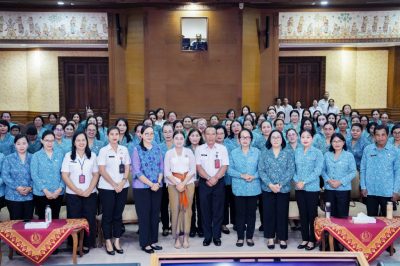 Rasniathi Adi Arnawa Buka Sosialisasi Pola Asuh Anak di Era Digital