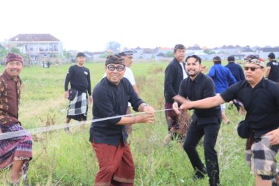 Pembukaan Pitik Kite Festival