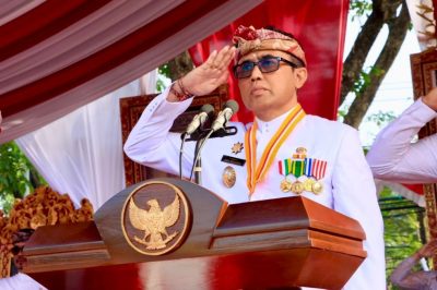 Wali Kota Denpasar I Gusti Ngurah Jaya Negara bertindak sebagai Inspektur Upacara dalam pelaksanaan apel peringatan HUT ke-80 Kemerdekaan Republik Indonesia