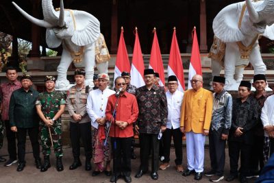 Dialog dan konferensi pers bersama pemuka agama se-Bali pasca aksi demonstrasi yang terjadi kemarin.