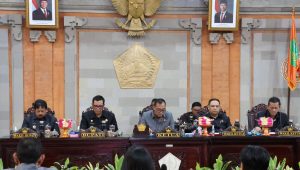 Sidang paripurna ke-20 DPRD Tabanan yang membahas terkait pengajuan empat Ranperda