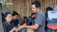 Aktivasi IKD bagi Penerima PKH di Desa Temesi
