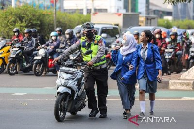 Mewujudkan polisi ideal, saatnya Polri mereformasi diri