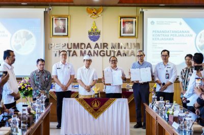 Penandatanganan perjanjian kerjasama (MoU) antara Perumda Tirta Mangutama dengan PT Pipa Ticini Bali