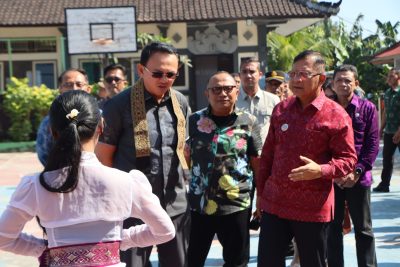 Kunjungan ke SMP Negeri 1 Sukasada yang tercatat sebagai Kandidat Sekolah Rujukan Google (KSRG) di Bali