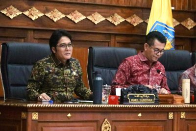 Rapat Paripurna ke-1 DPRD Provinsi Bali Masa Persidangan I Tahun Sidang 2025–2026 terkait Raperda transportasi digital dan Keterbukaan Informasi Publik