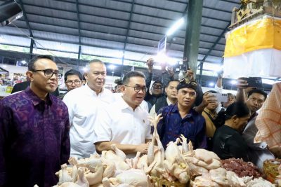 Walikota Jaya Negara Dampingi Kunjungan Mendag Budi Santoso di Pasar Nyanggelan Denpasar