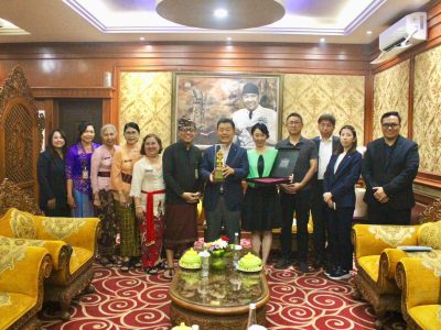 Wawali Arya Wibawa menerima audiensi Bali Japan International College.