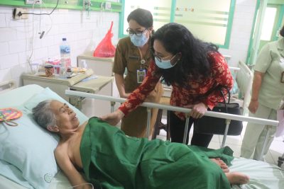 DWP Buleleng Tebar Kepedulian, Salurkan Bantuan ke Panti Asuhan dan Pasien RSUD