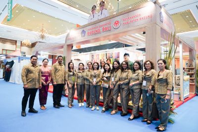 Ketua Dekranasda Badung Dukung Inovasi Kriya Lokal Di Pameran Inacraft October Vol. 4