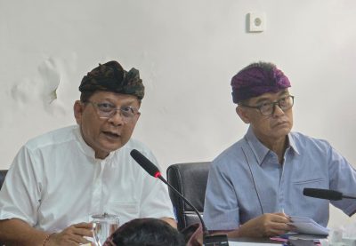 Evaluasi Program Pembangunan Daerah Triwulan III, Bupati Sutjidra Tekankan Efektivitas Program Kerja