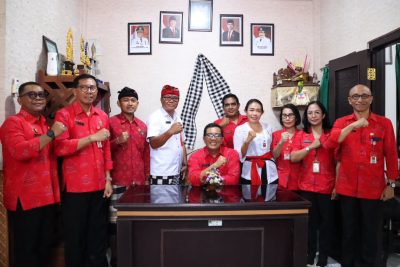 Bupati Sanjaya melaksanakan Program Bungan Desa di Desa Peken Belayu, Kecamatan Marga