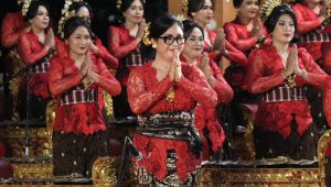 Ny. Rai Wahyuni Sanjaya Hidupkan Semangat Seni Perempuan Melalui Lomba Gong Kebyar Wanita Tabanan 2025