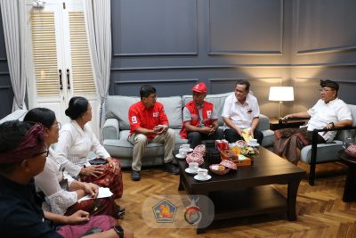 Bupati Sutjidra Terima Audiensi PMI Buleleng Bahas Pemindahan Sekretariat Baru