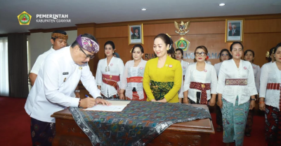 Pelantikan Pengurus GOW dan WHDI Gianyar 2025-2030