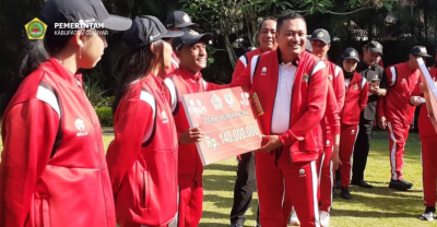 Screenshot 2025-10-24 213120 Apresiasi Sang Juara, Bupati Mahayastra Beri Bonus 70 Juta Untuk Peraih Emas Porprov Bali