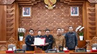 seuruh Fraksi DPRD Kota Denpasar Setujui Penetapan Dua Ranperda,