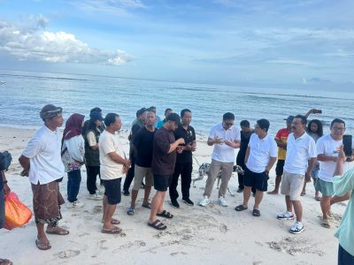 Bupati Adi Arnawa Dialog dengan Komunitas Masyarakat Pantai Bingin