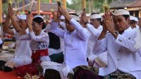 581681749_1244320351074022_3064024276145773631_n Pemkab Klungkung Ngaturang Bhakti Penganyar di Pura Pasar Agung Giri Tohlangkir