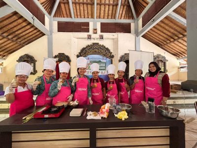 Pertamina Patra Niaga IT Manggis Dukung Kemandirian Perempuan Pesisir Lewat Program Kencana