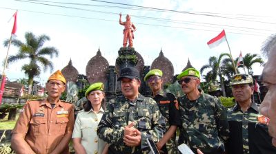 Bangli Terima Pataka I Gusti Ngurah Rai di Alun-alun Bangli