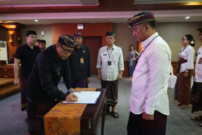 Wali Kota Jaya Negara Lantik 6 Pejabat Pimpinan Tinggi Pratama di Lingkungan Pemkot Denpasar