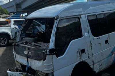 Polisi: 13 WNA China terluka akibat mobil travel terguling di Bali