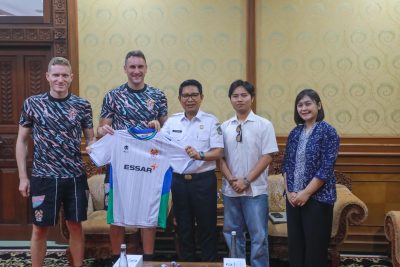 Bupati Adi Arnawa Terima Kunjungan Tranmere Rovers Inggris