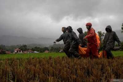 Kisah heroik penyintas likuefaksi selamatkan warga dari sapuan galodo