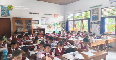 Pelaksanaan Sumatif Akhir Semester di Kabupaten Gianyar Pasca Libur GalunganKuningan