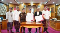 WhatsApp Image 2025-12-12 at 05.46.43 Gubernur Koster Teken Perjanjian Pemanfaatan Tanah Kawasan Lot S5 Nusa Dua dengan PT BDL