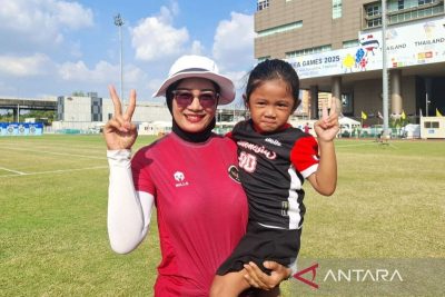 Si bayi kecil "peserta" SEA Games