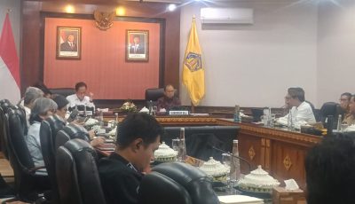Menteri LH, Gubernur Koster, dan Kepala Daerah Bali Bahas Antisipasi Penanganan Sampah Pasca Penutupan TPA Suwung