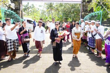 Putri Suastini Koster