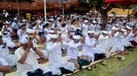 Pemkot Denpasar Ngaturang Bhakti Siwaratri di Pura Agung Jagatnatha Denpasar