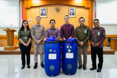 Bupati Badung Distribusikan 677 Tong Komposter CSR