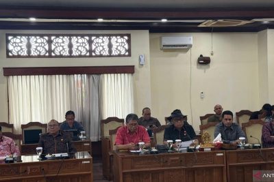 Pansus TRAP panggil ulang perusahaan pengeruk bukit kapur Kampial