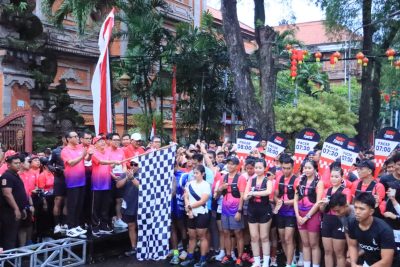 Wali Kota Jaya Negara Dampingi Gubernur Koster Lepas Denpasar Run In Love