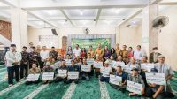 Jelang Hari Raya Idul Fitri, Bupati Badung Serahkan Bantuan Rp2 Juta untuk Umat Islam