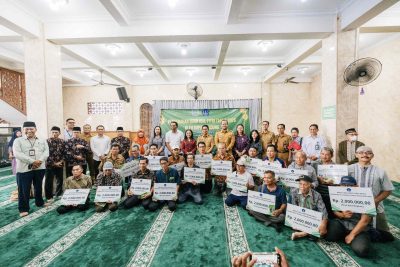 Jelang Hari Raya Idul Fitri, Bupati Badung Serahkan Bantuan Rp2 Juta untuk Umat Islam