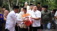 Pemkab Nagan Raya salurkan bantuan untuk dua KK korban angin kencang
