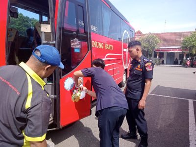 Dishub Buleleng Laksanakan Ramp Check Angkutan Lebaran 2026, Pastikan Bus Layak Jalan