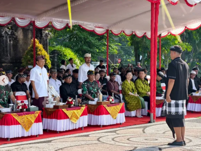 Anggota Komisi IV DPRD Bali Hadiri Upacara Gelar Agung Pacalang Bali 2026