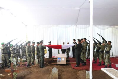 Pangdam Udayana beri penghormatan terakhir prajurit gugur di Lebanon